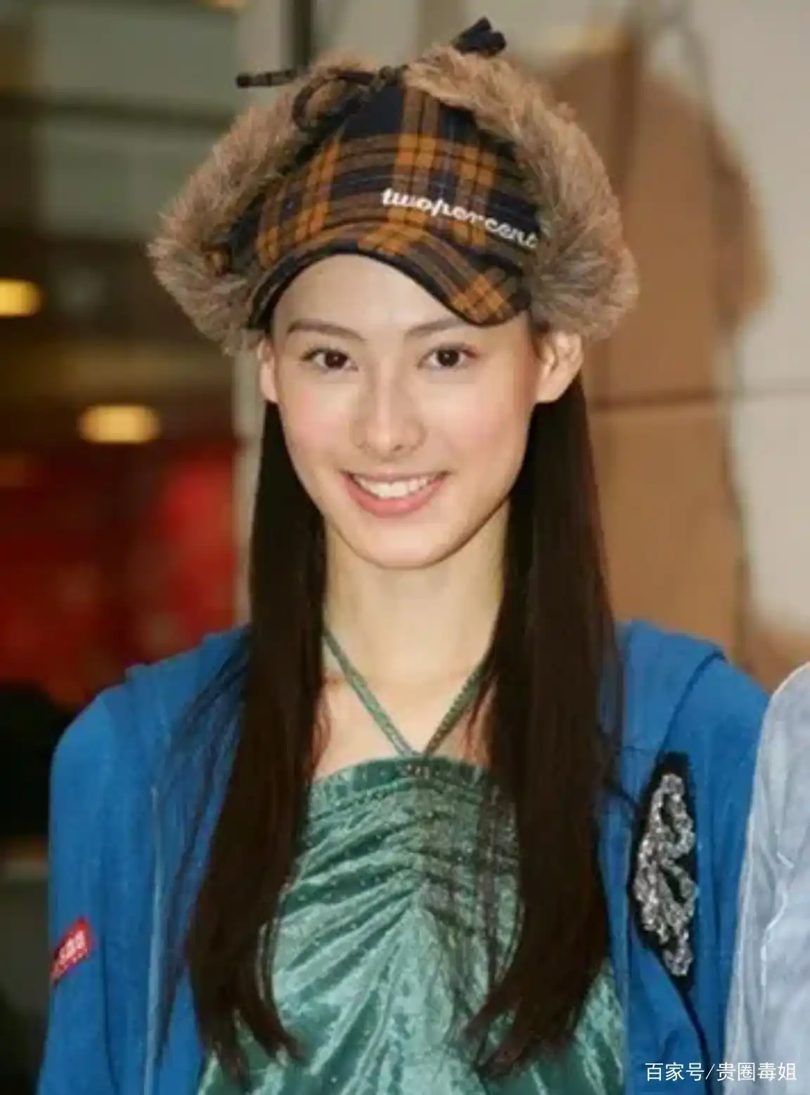 大长脸美女 女星大长脸 气质独特大长脸_长方形脸女明星